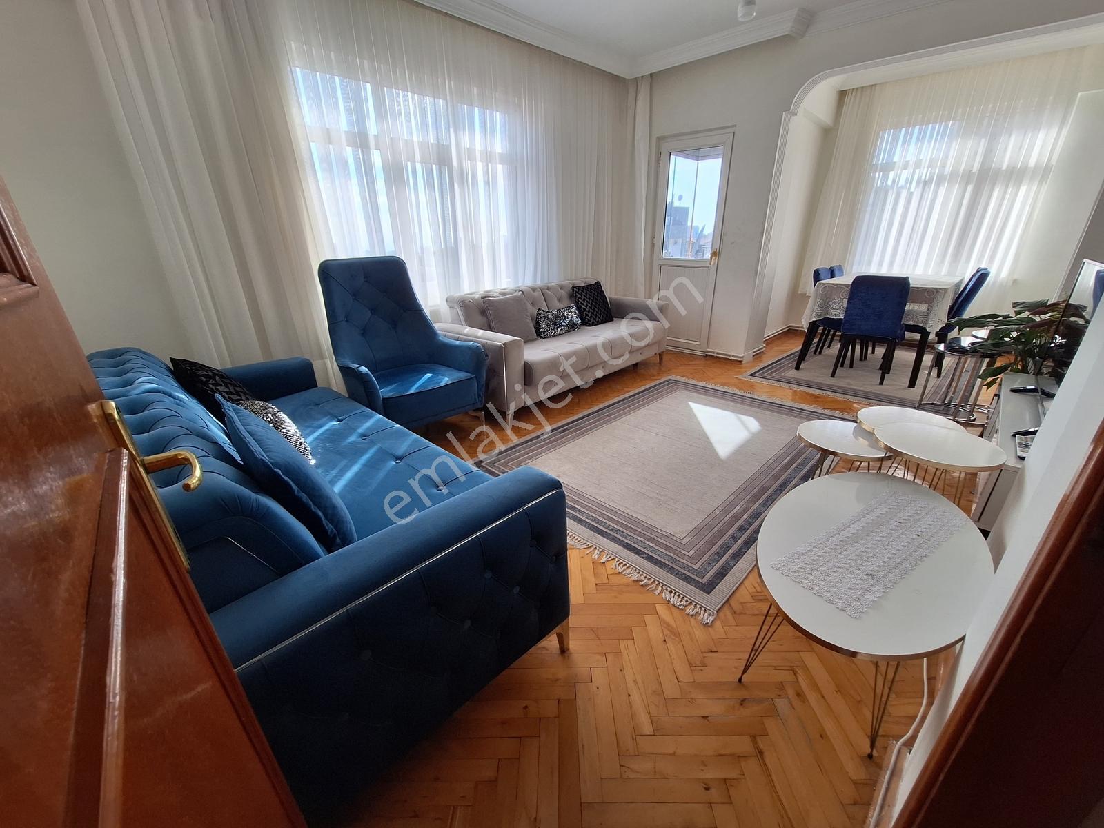Pendik Fevziçakmak Mahallesin'de Satılık Daire 3+1 125m² — fotoğraf 2