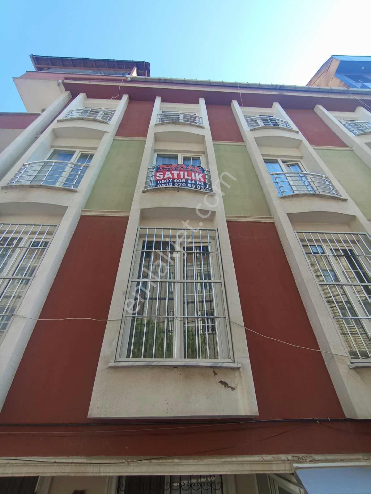 Avcılar Cıhangır'de Satılık 3 + 110 Metre² Daıre — fotoğraf 6