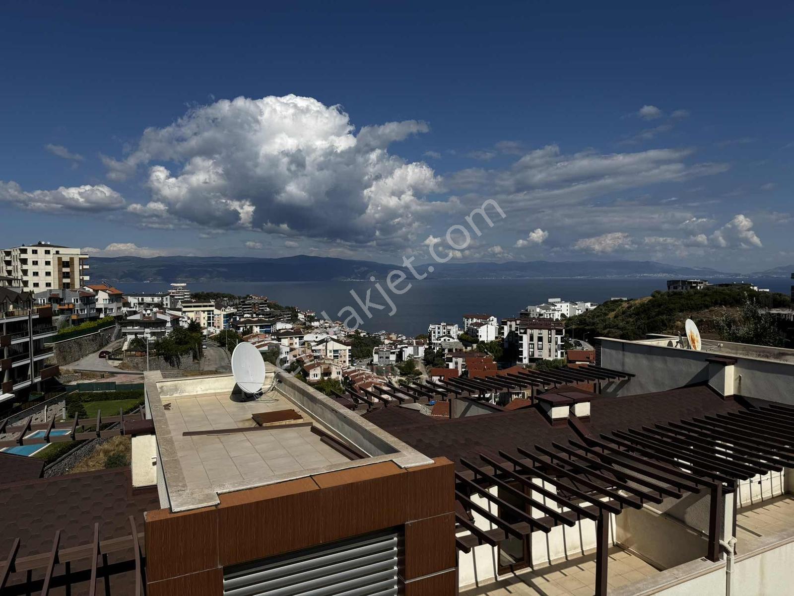 Bursa Mudanya Site İçerisinde Satılık Daire — fotoğraf 24