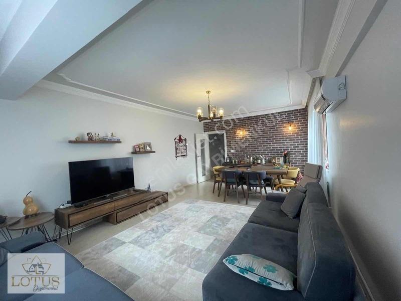 İzmit Plajyolu Merkezi Konum 135 M2 Arakat Satılık Daire — fotoğraf 8