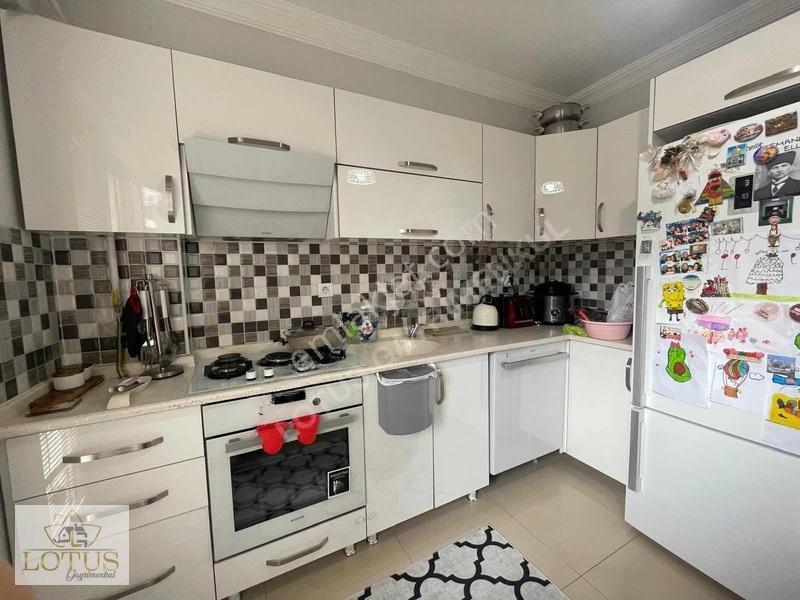 İzmit Plajyolu Merkezi Konum 135 M2 Arakat Satılık Daire — fotoğraf 10