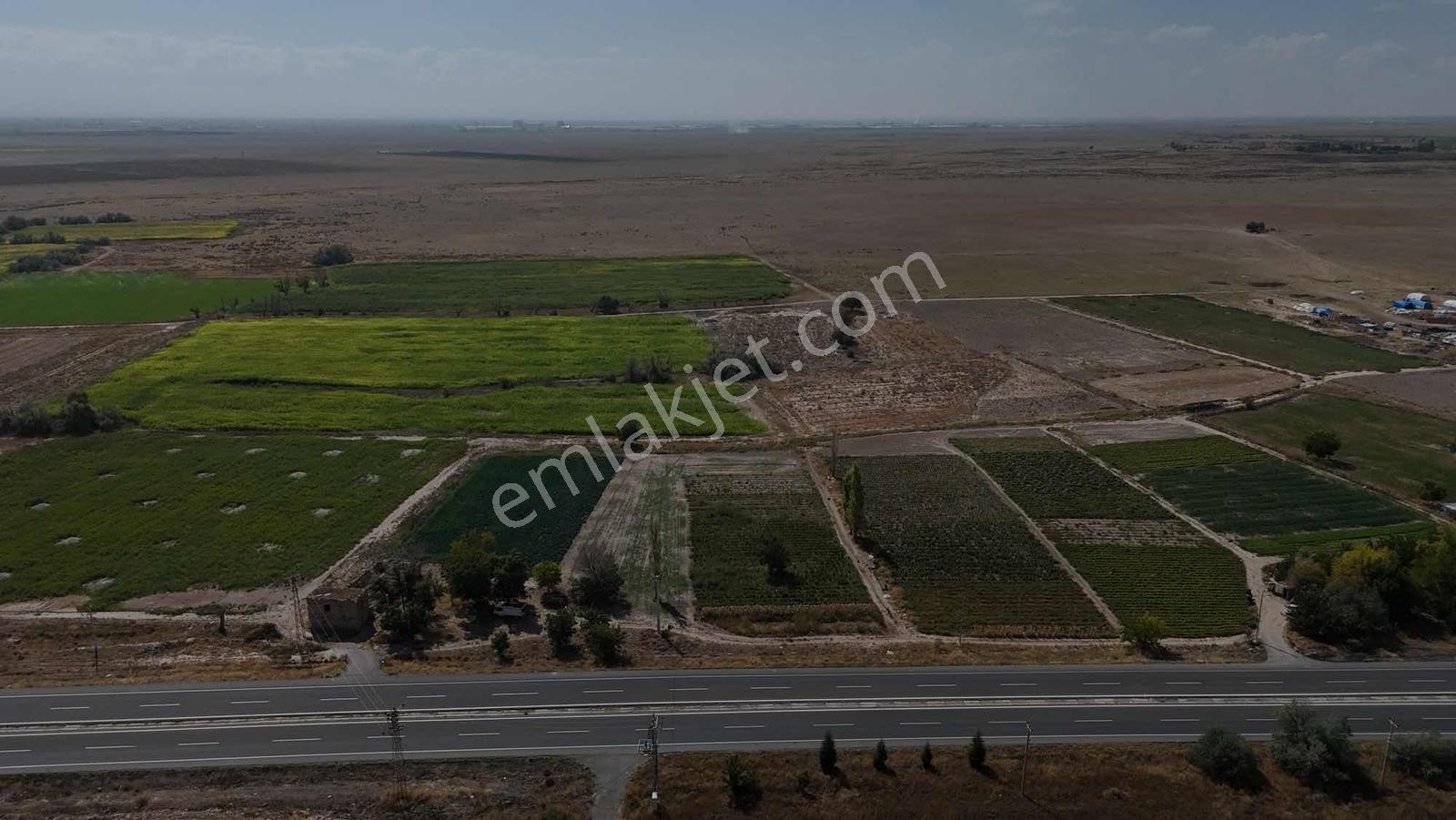 Emin Emlak Niğde Gebere Yola Cephe 8 Dönüm Satılık Tarla — fotoğraf 2
