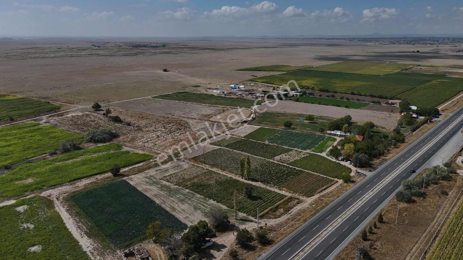 Emin Emlak Niğde Gebere Yola Cephe 8 Dönüm Satılık Tarla — fotoğraf 7