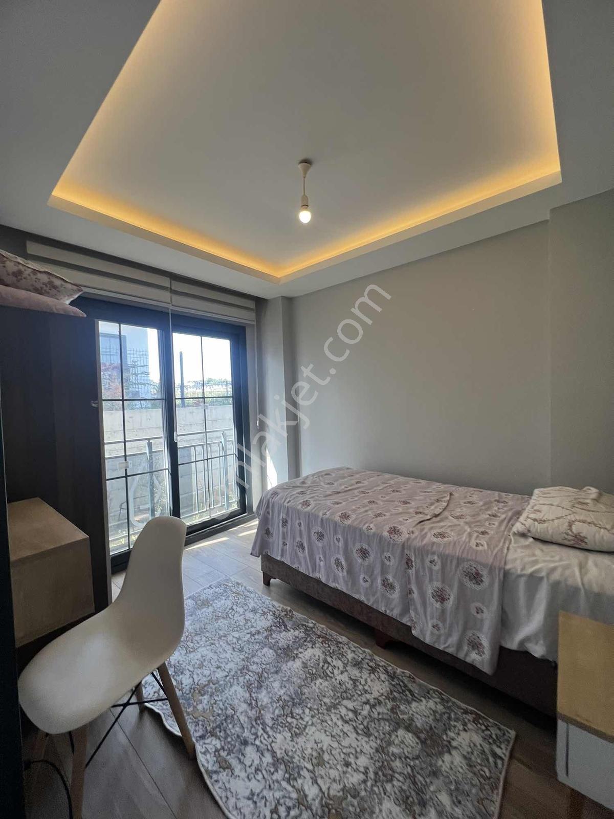 Kulepark~farkıyla~çınarlıda~bulvar~üzeri~villa~tipli~bahçeli~1+1 — fotoğraf 16