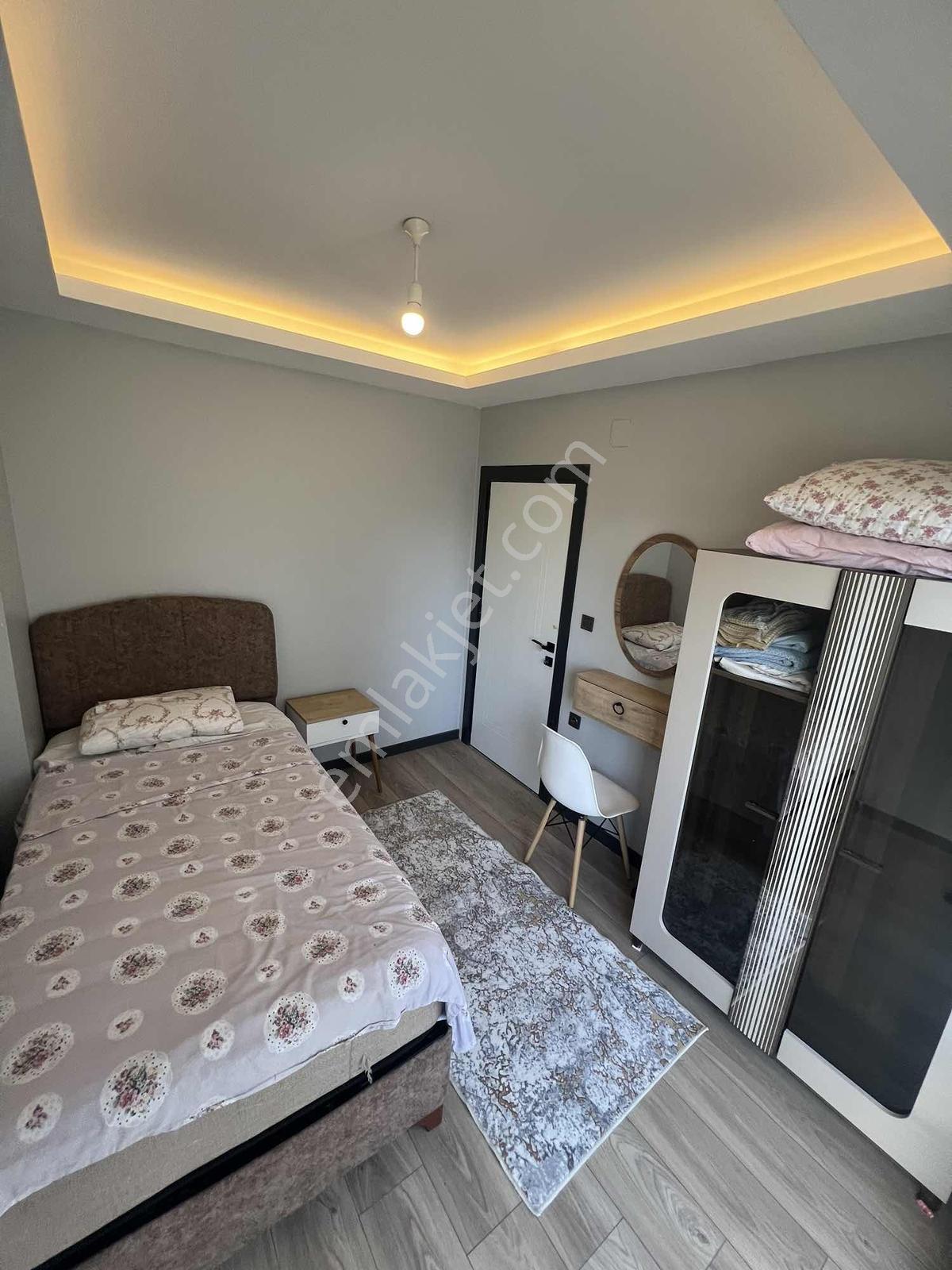 Kulepark~farkıyla~çınarlıda~bulvar~üzeri~villa~tipli~bahçeli~1+1 — fotoğraf 20