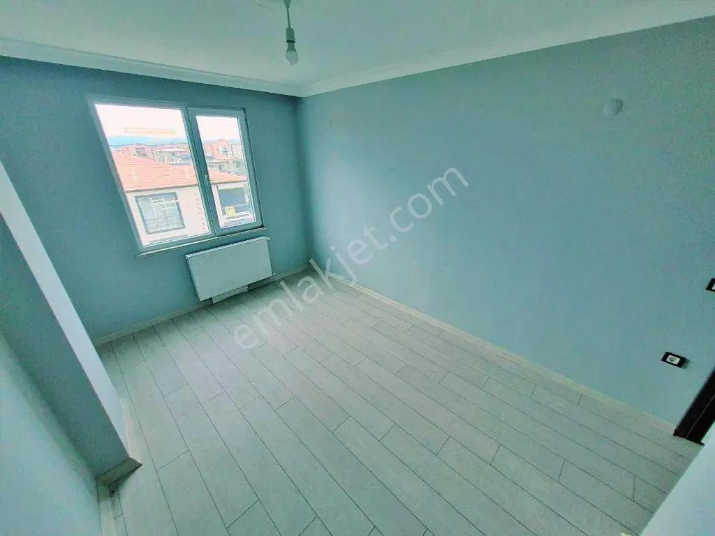 Uytun'dan Kadıköyde Körfez Hastanesi Yakında Doğalgazlı 2+1daire — fotoğraf 3
