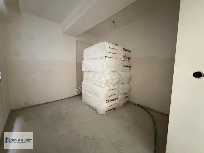 Güney Emlak'tan 2+1 Cadde Üstü Satılık Daıre — fotoğraf 11