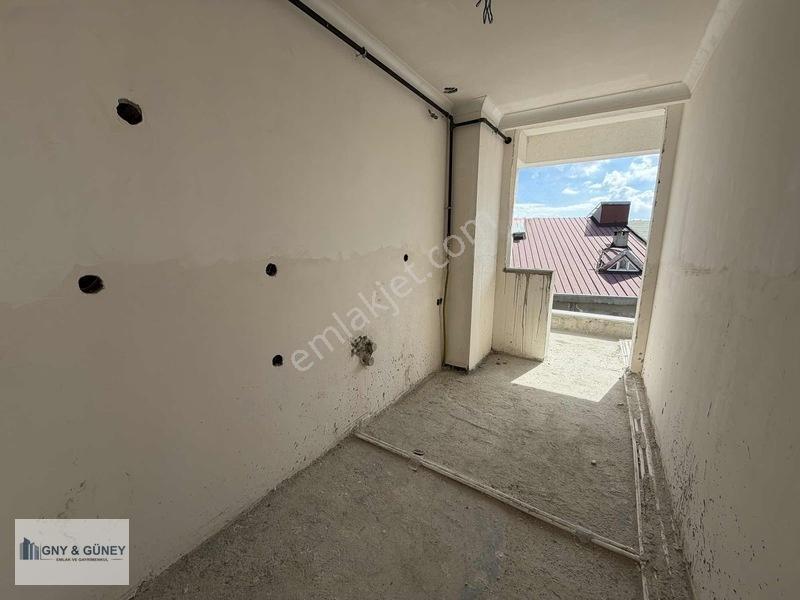 Güney Emlak'tan 2+1 Cadde Üstü Satılık Daıre — fotoğraf 16