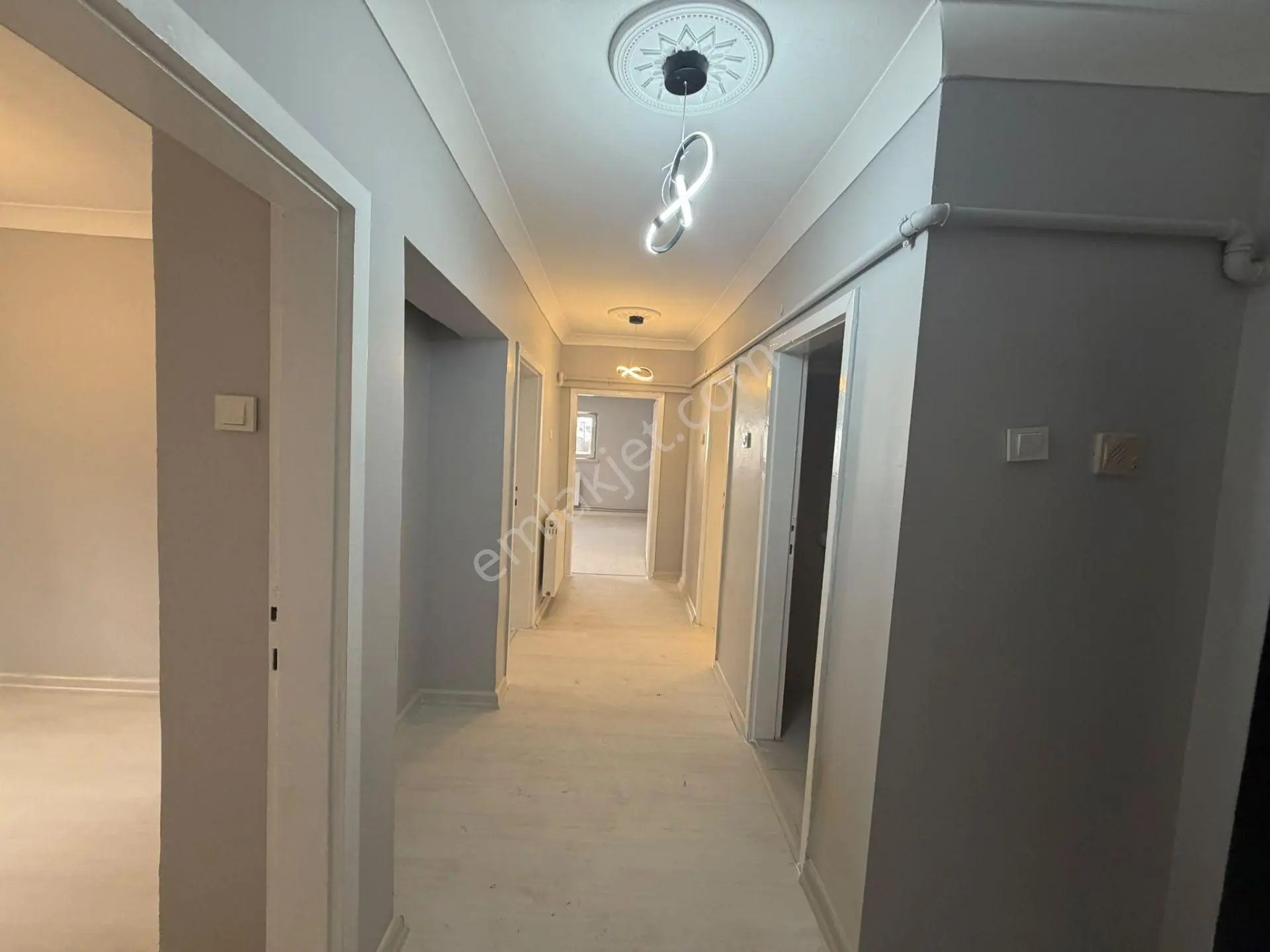Mç Emlak'tan Malazgirt Mah'de 3+1 Full Yapılı Emsali Yok Satılık — fotoğraf 13