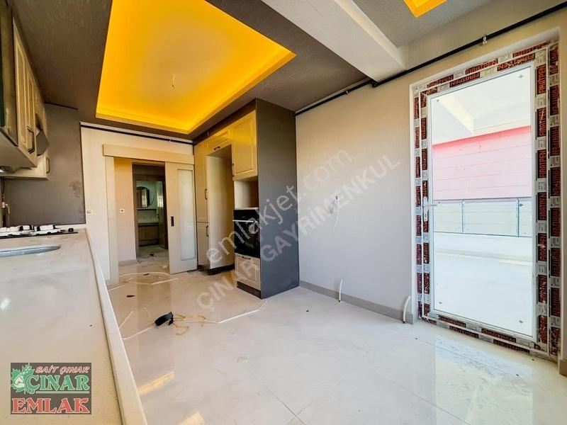 Çınar'dan Malazgirt'de Lüks Yapılı Çift Balkon 3+1 Sıfır Daire — fotoğraf 7
