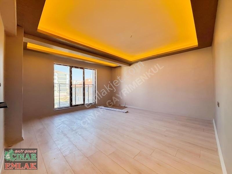 Çınar'dan Malazgirt'de Lüks Yapılı Çift Balkon 3+1 Sıfır Daire — fotoğraf 11