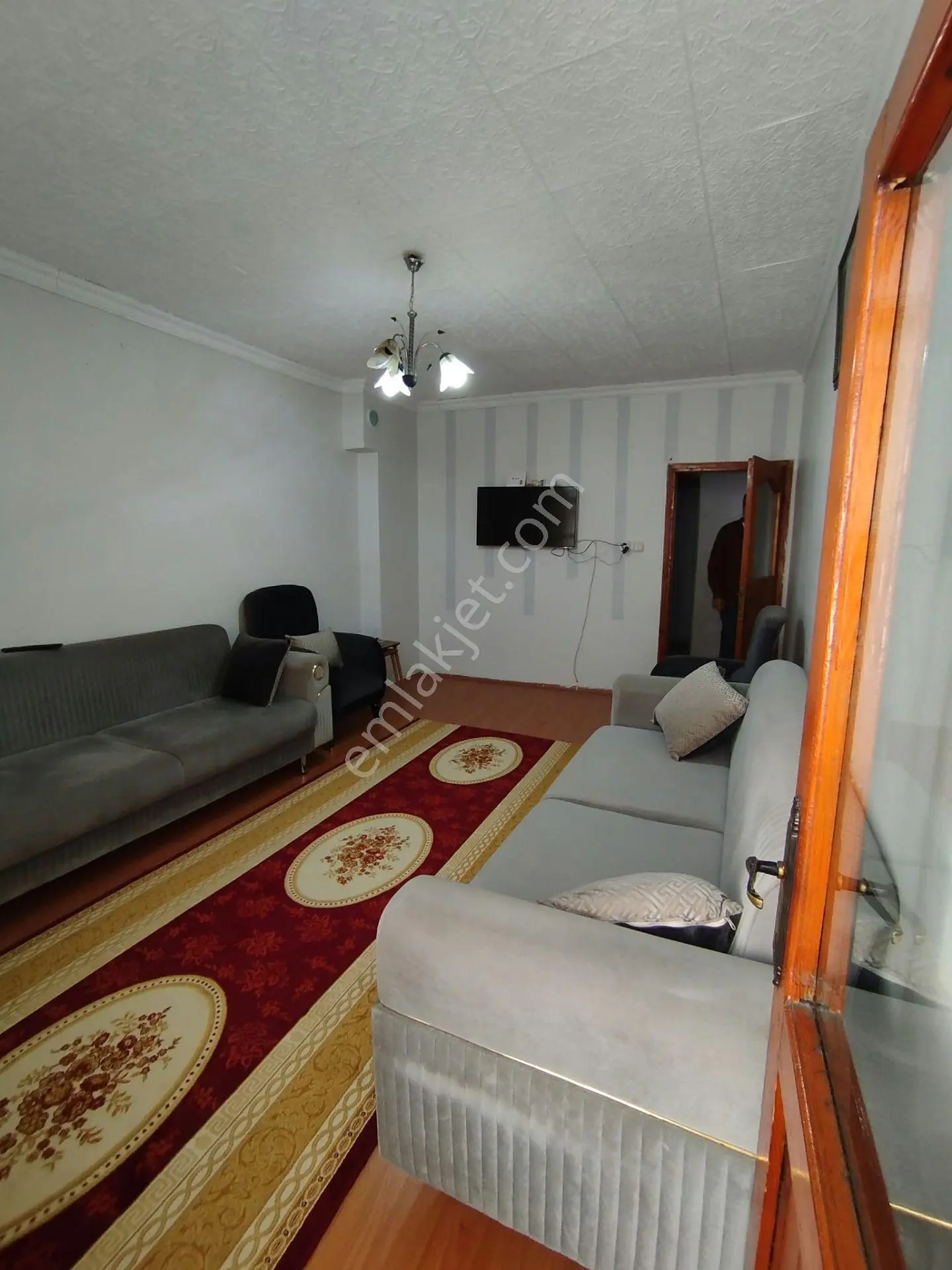 Hicret İnş Emlaktan Fatih Mh Satılık 2+1 100 M2 .kat.1 Acil — fotoğraf 5