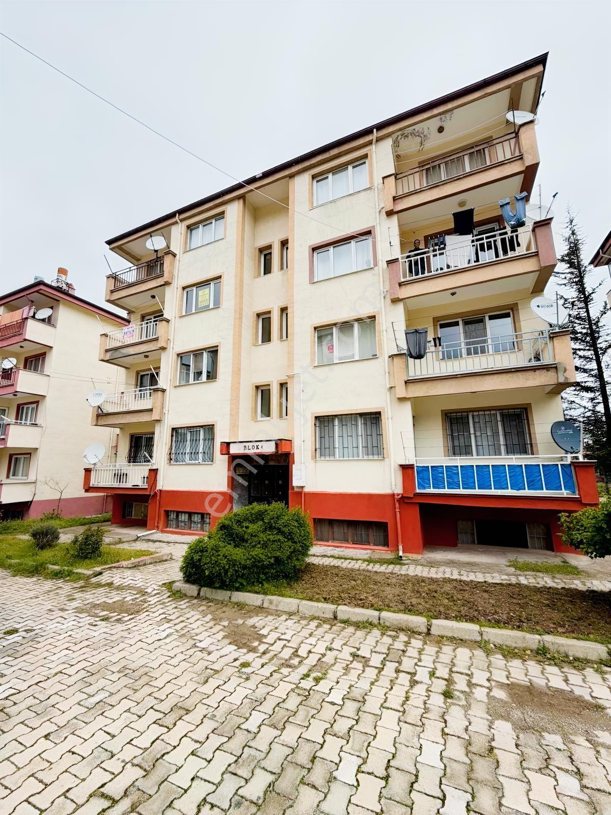 Furkan Emlaktan Fırsat Ara Kat 3+1 Daire — fotoğraf 3