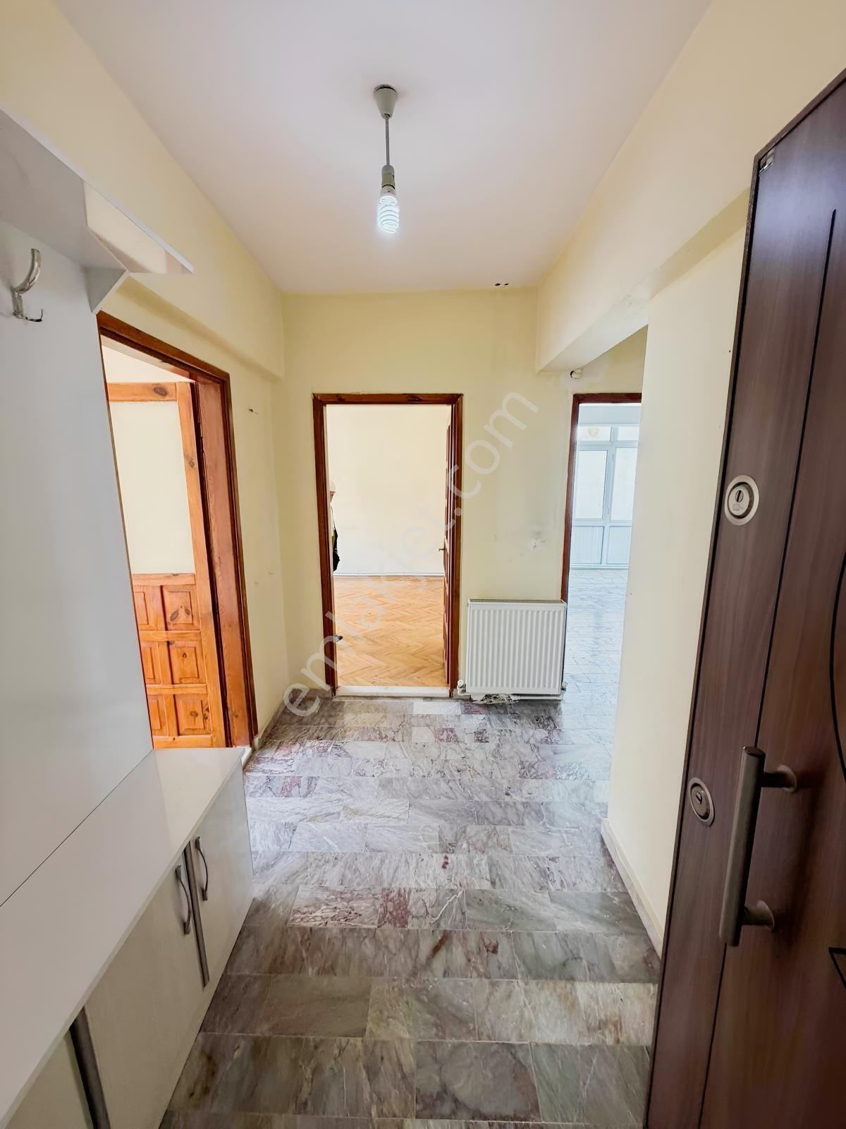 Furkan Emlaktan Fırsat Ara Kat 3+1 Daire — fotoğraf 10
