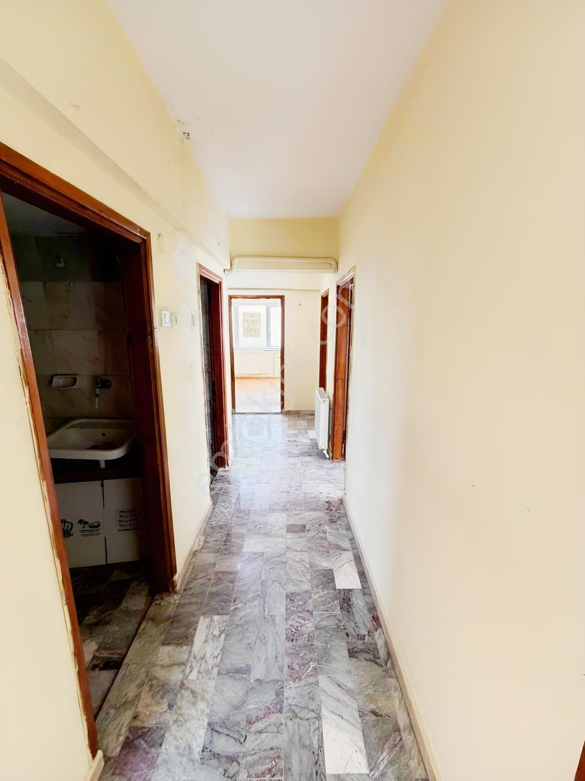 Furkan Emlaktan Fırsat Ara Kat 3+1 Daire — fotoğraf 19