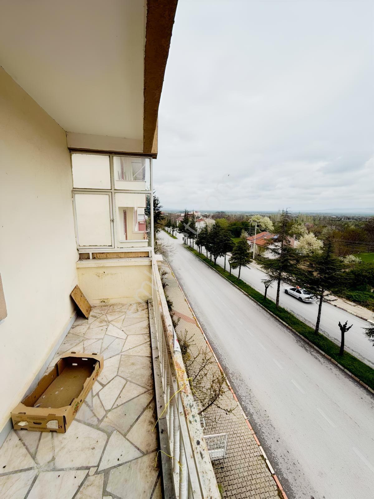 Furkan Emlaktan Fırsat Ara Kat 3+1 Daire — fotoğraf 20