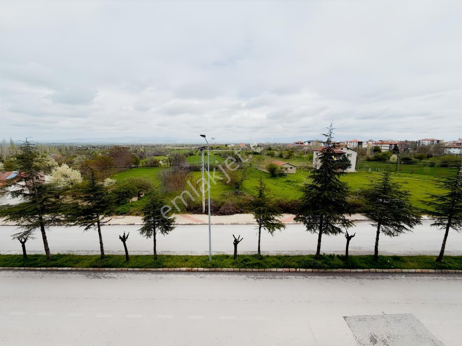 Furkan Emlaktan Fırsat Ara Kat 3+1 Daire — fotoğraf 21