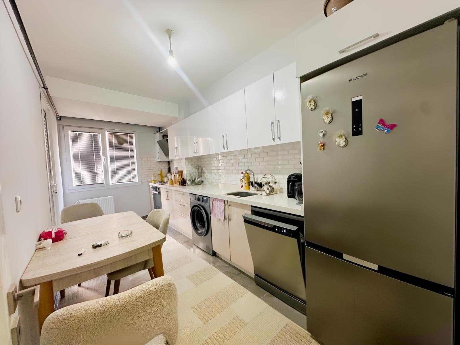 Önlü'den Söğütlü Çeşme De 2+1 100m2 Emsallerinden Büyük Ara Kat — fotoğraf 11