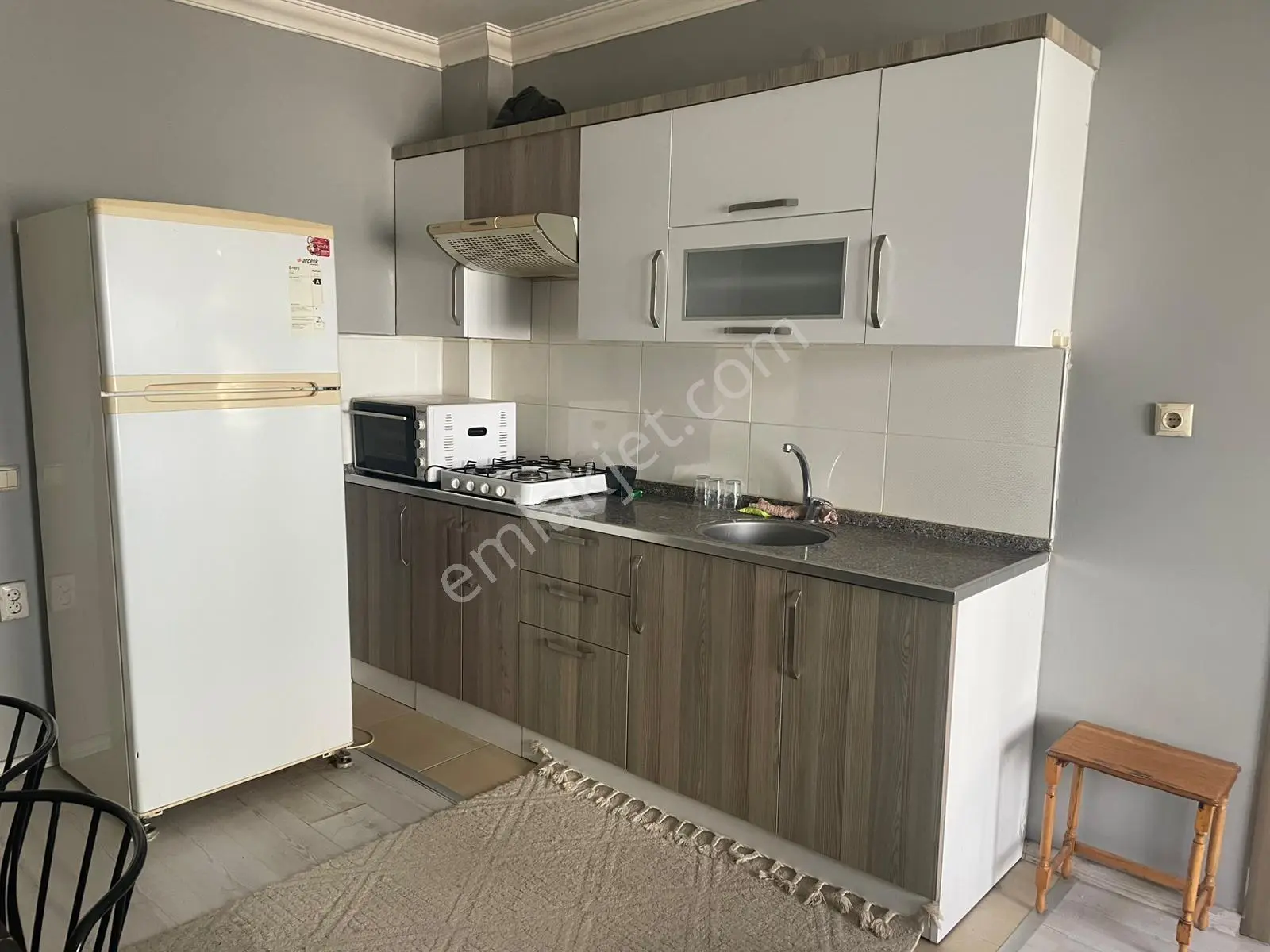 Nazilli Sümer Mah.1+1 Eşyalı ,ara Kat Satılık Daire — fotoğraf 4