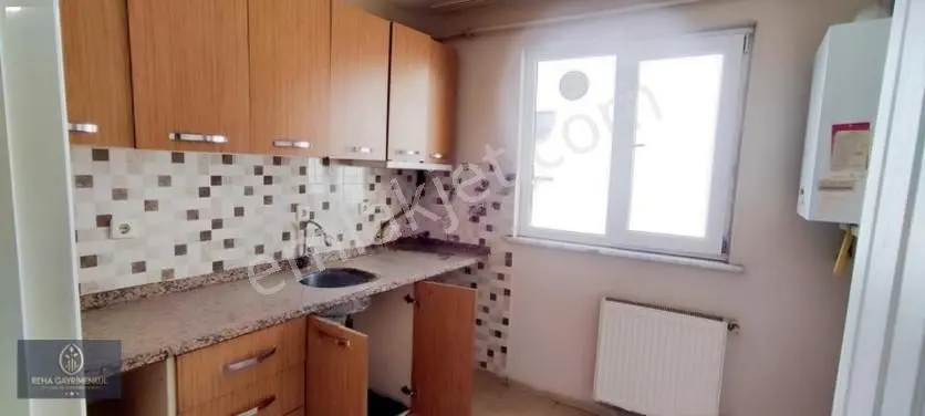 Ferman Caddesinde 4.katta 2+1 Acil Satılık Nakit İhtiyacından — fotoğraf 2