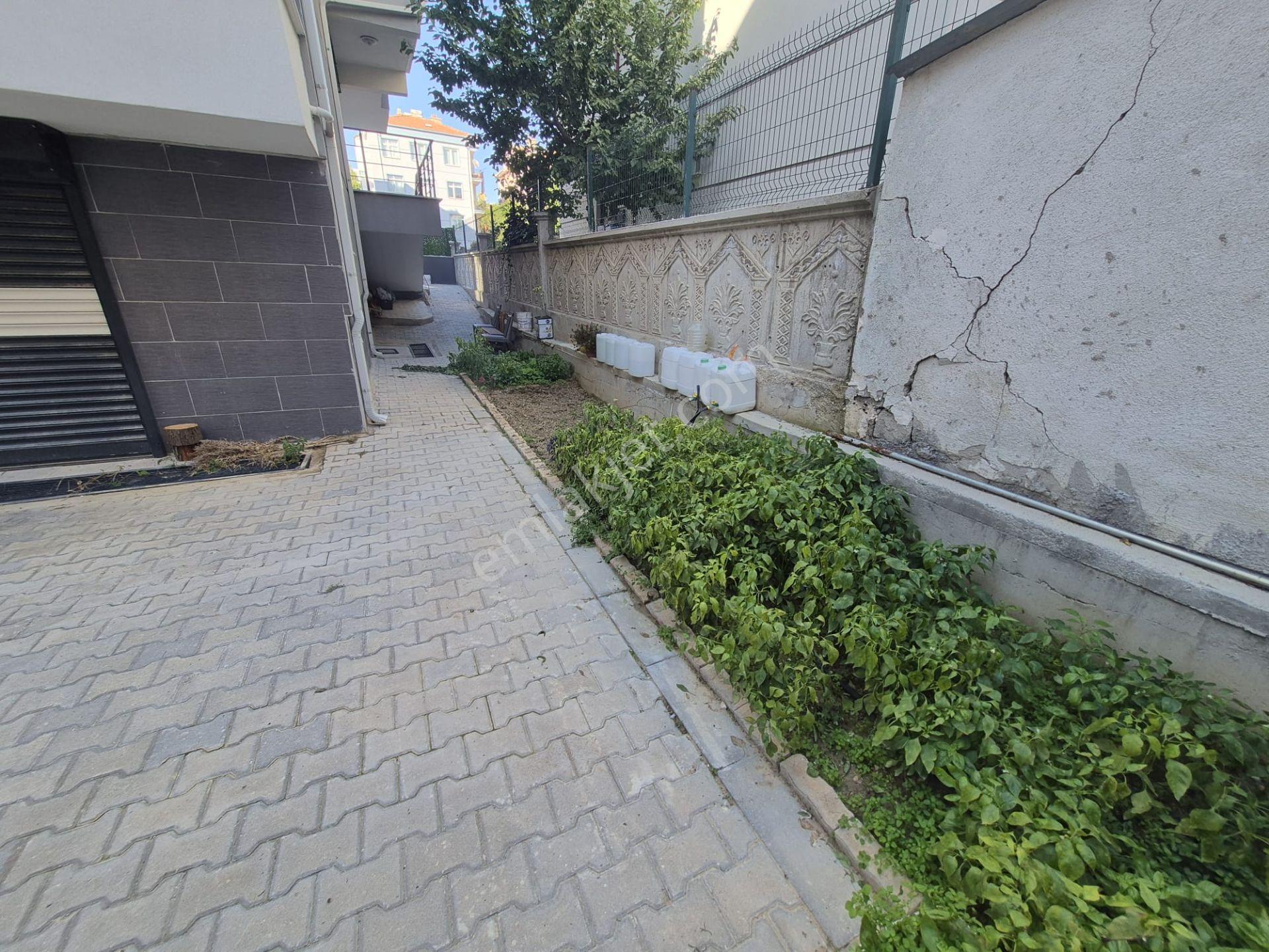 Emin Emlak Satıyor..valide Sultan Mahallesinde 2 Yaşında Lüks Daire — fotoğraf 23
