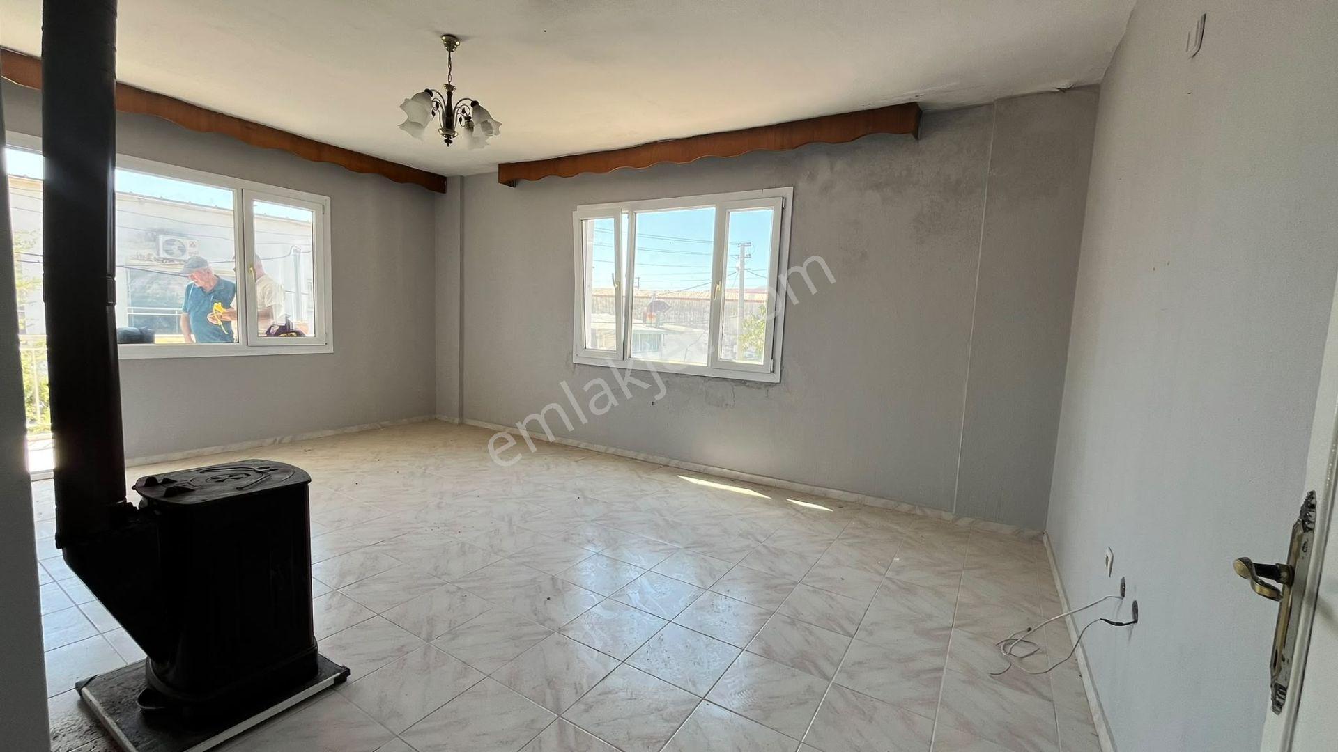 Bergama Kadriye'de 600m² Bahçe İçinde, 2 Adet 3+1 Daire — fotoğraf 14