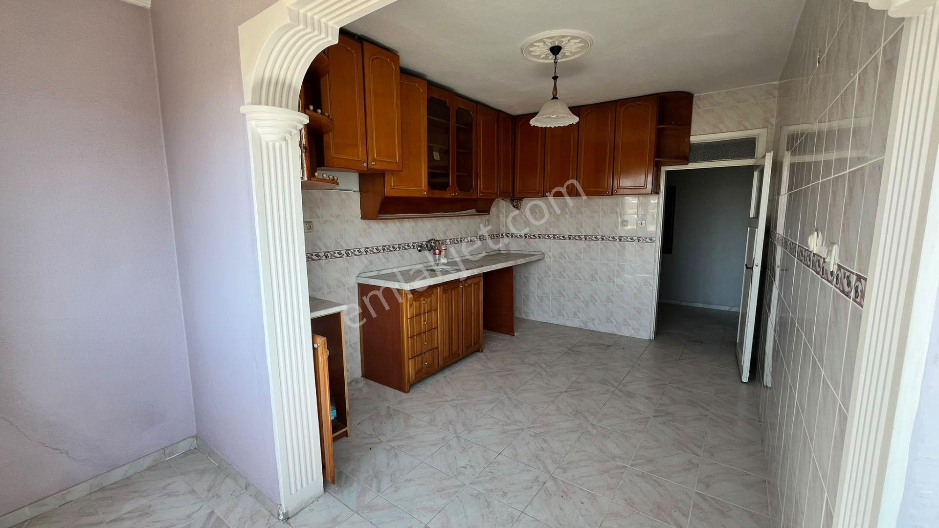 Bergama Kadriye'de 600m² Bahçe İçinde, 2 Adet 3+1 Daire — fotoğraf 19