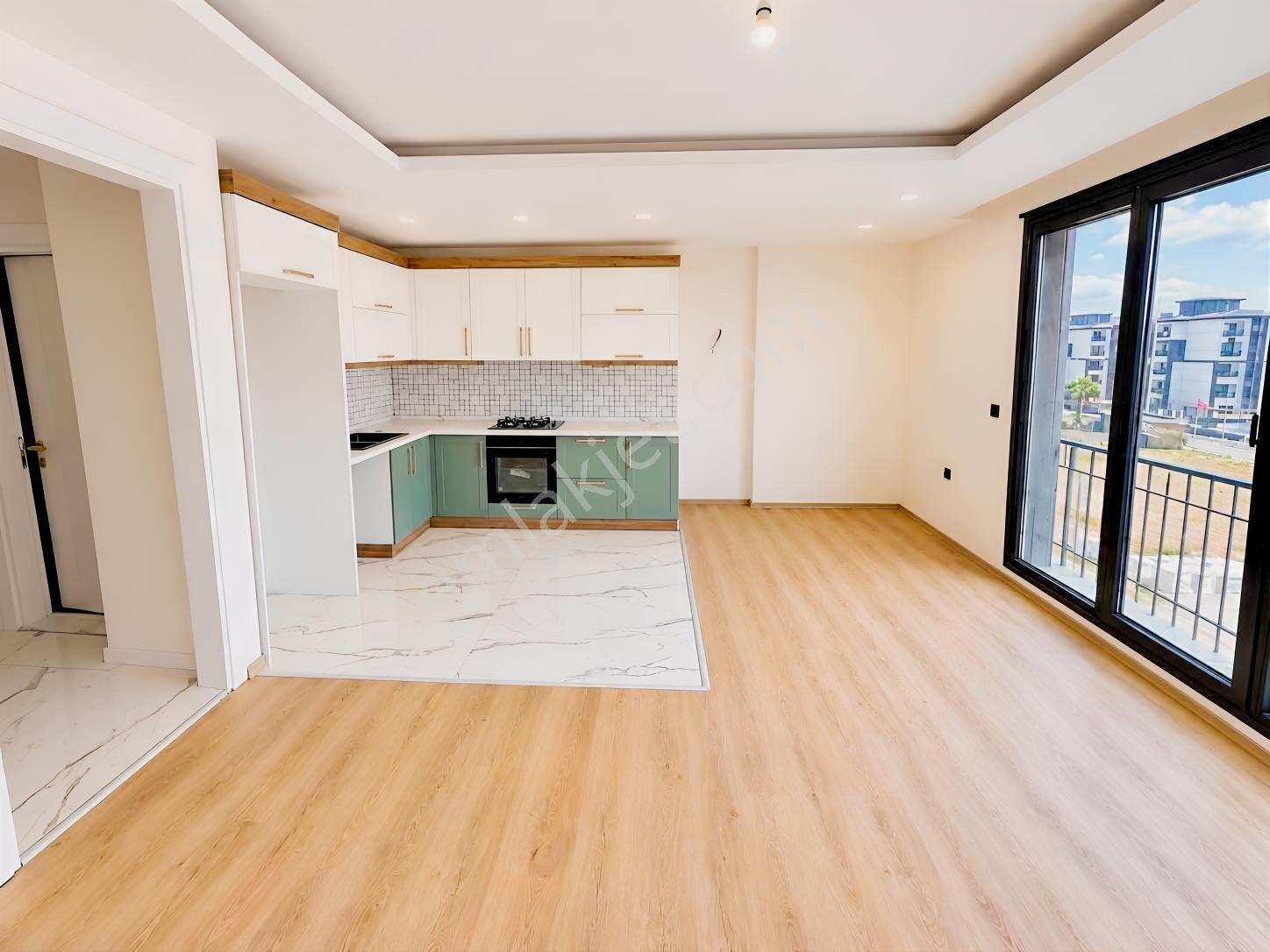 Onmax Burhaniye Ören Yolu Satılık Lüks 70 M2 1+1 Daire — fotoğraf 4