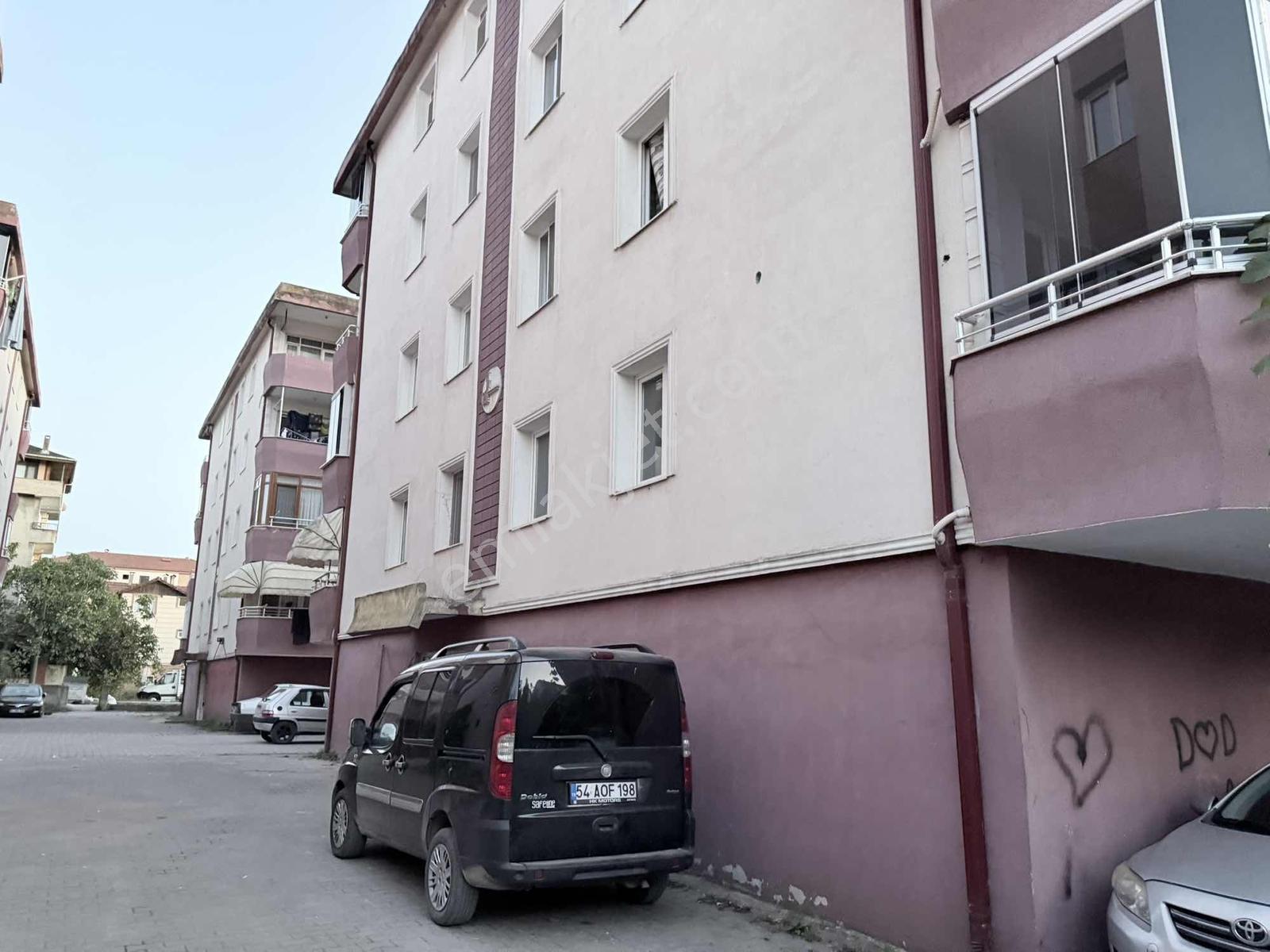 Dündar'dan Yeni Mahalle Küçük Akkent Sitesi Satılık 3+1 Daire — fotoğraf 4