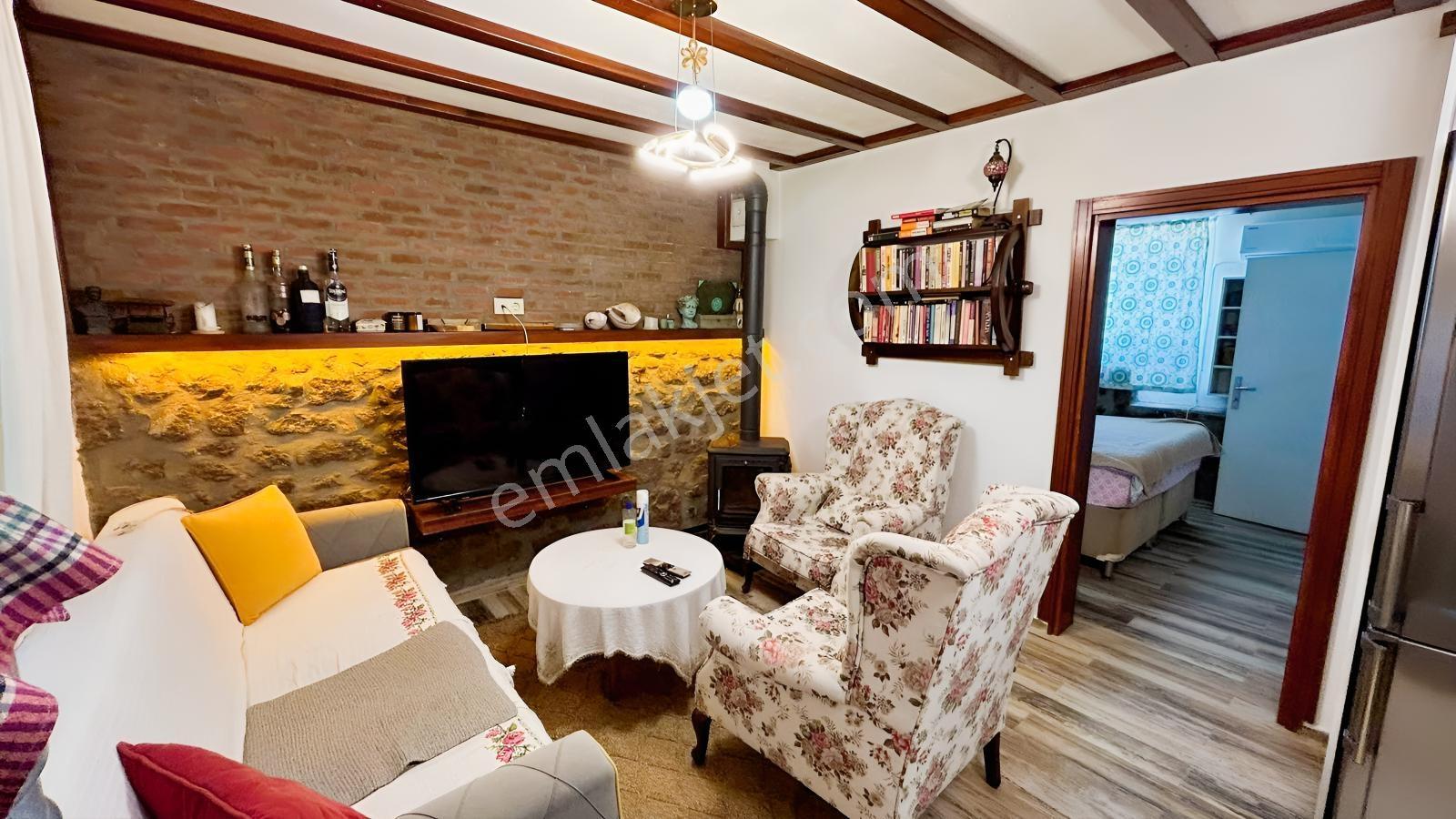 Assosta Muhteşem Taş Evler — fotoğraf 25