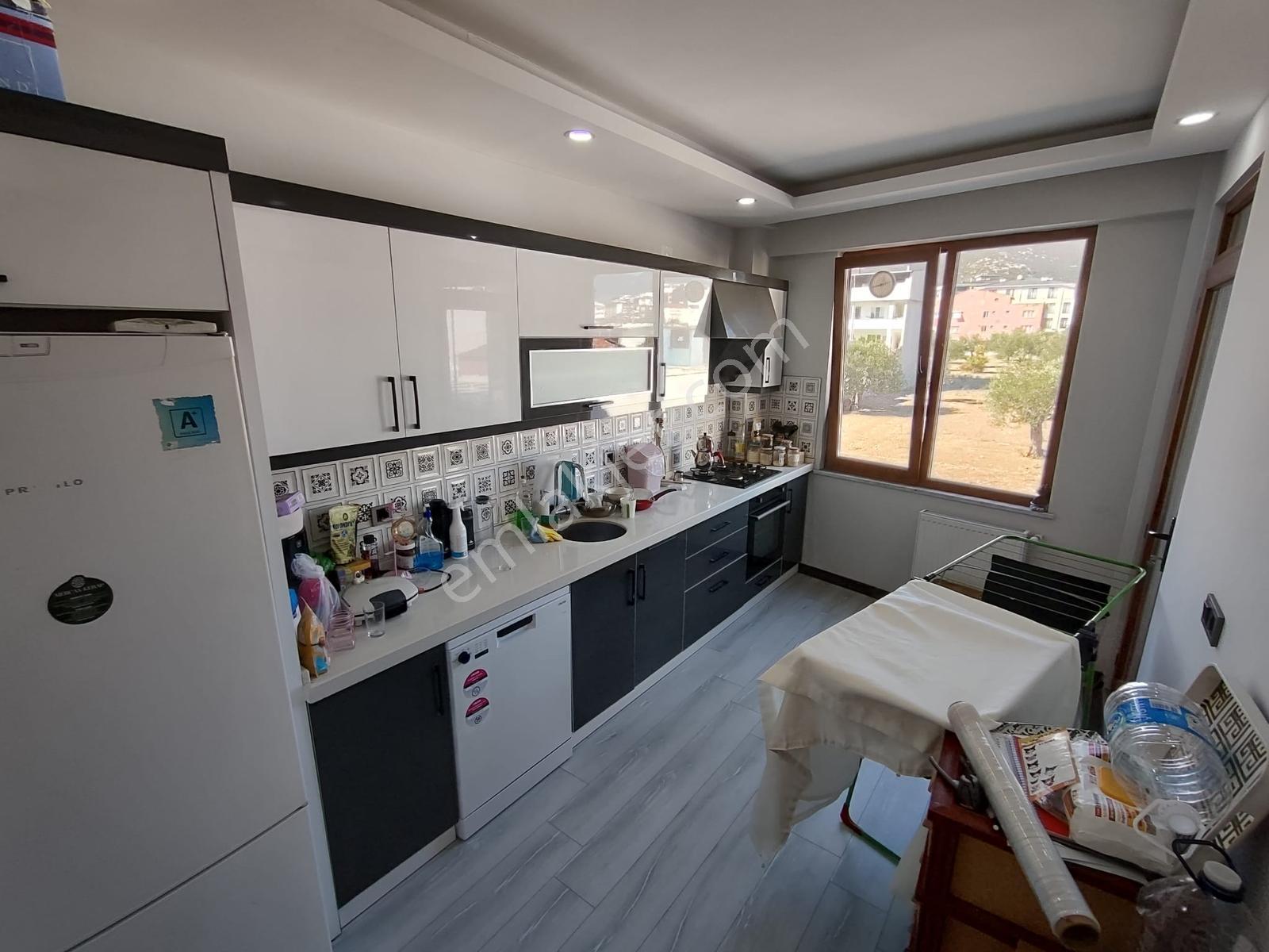 Doradan Tuzcumuratta Satılık 3+1 Geniş Ön Cephe Satılık Daire — fotoğraf 8