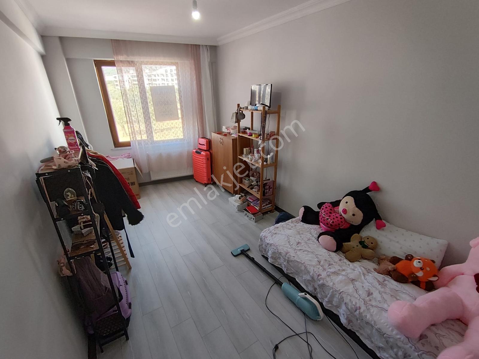 Doradan Tuzcumuratta Satılık 3+1 Geniş Ön Cephe Satılık Daire — fotoğraf 25