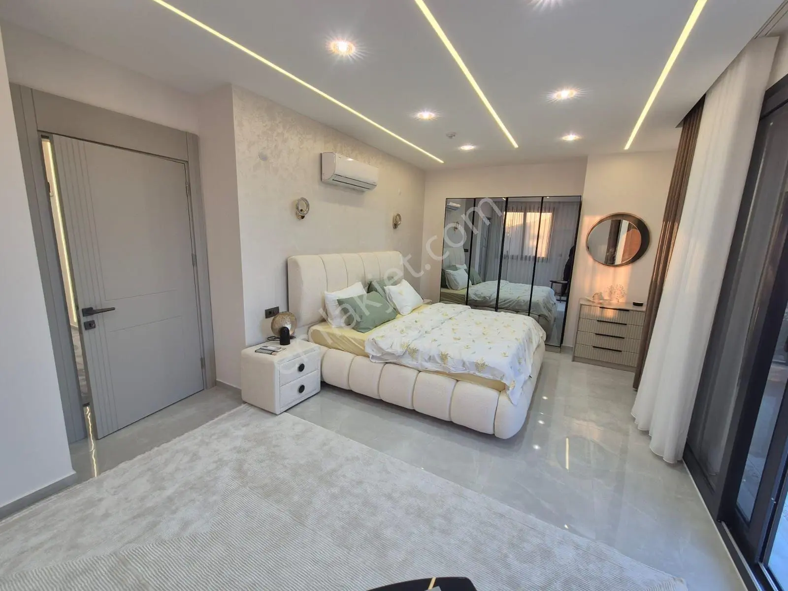 Didim Mahallesinde Müstakil Havuzlu 4+1 Villa Otoparklı Tamm Müüstakil Full Eşyalı — fotoğraf 8