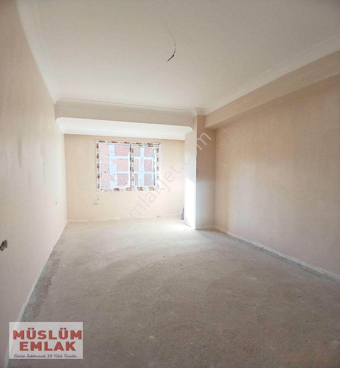 Müslüm Emlak'tan 3+1 Ebevyn Banyo Merkezde E-5 Dibinde Sıfır Daire — fotoğraf 2