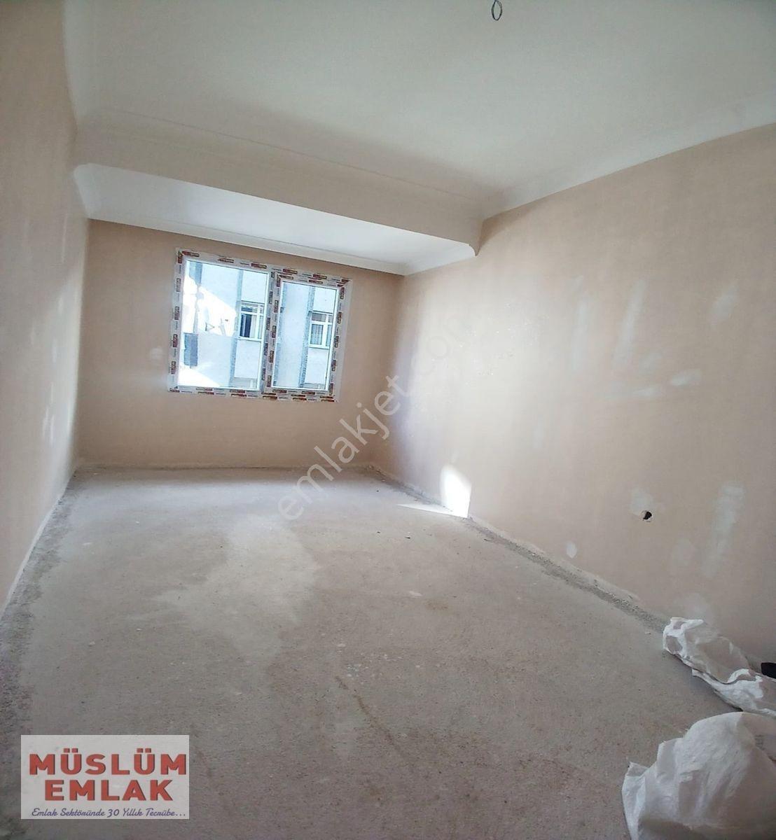 Müslüm Emlak'tan 3+1 Ebevyn Banyo Merkezde E-5 Dibinde Sıfır Daire — fotoğraf 4