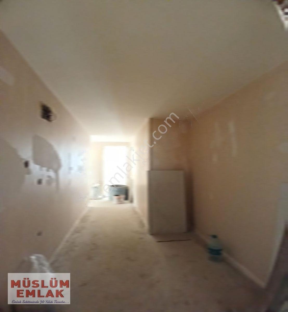 Müslüm Emlak'tan 3+1 Ebevyn Banyo Merkezde E-5 Dibinde Sıfır Daire — fotoğraf 9