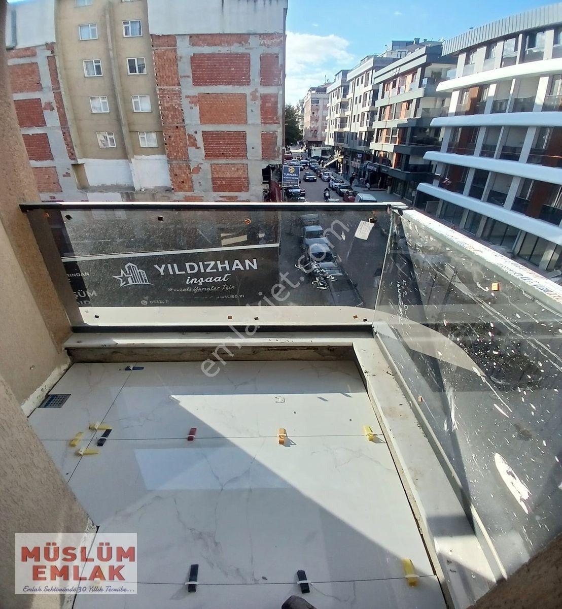 Müslüm Emlak'tan 3+1 Ebevyn Banyo Merkezde E-5 Dibinde Sıfır Daire — fotoğraf 11