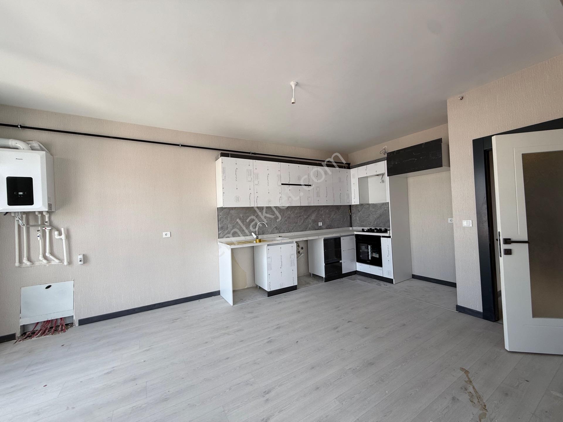 Saray Fatih Mahallesi'nde Satılık 2+1 Şehir Manzaralı Daire — fotoğraf 8
