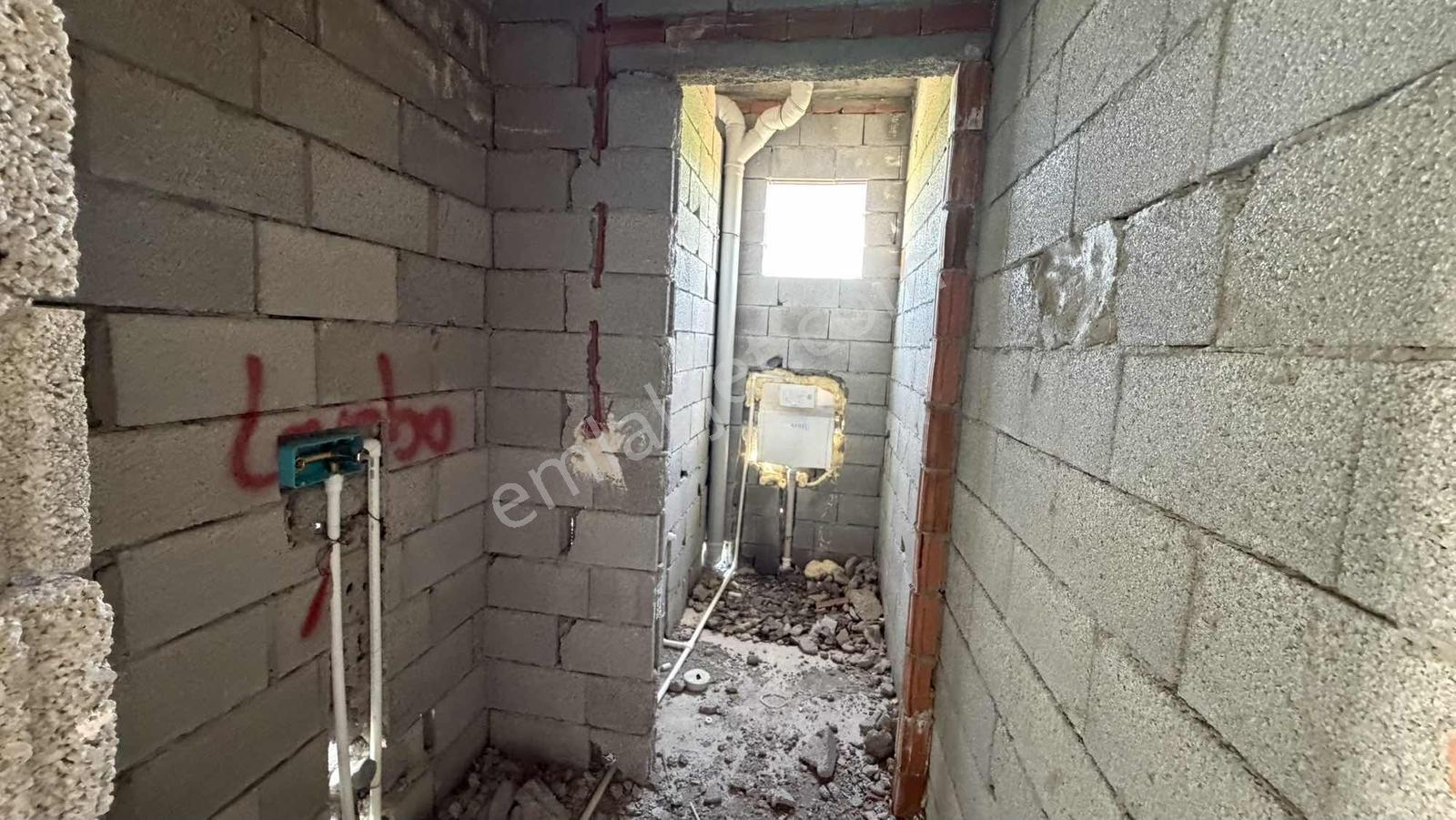 Edip Erdem Emlak'tan Dacia Evlerin'de Havuzlu Satılık Lüx Villa — fotoğraf 30