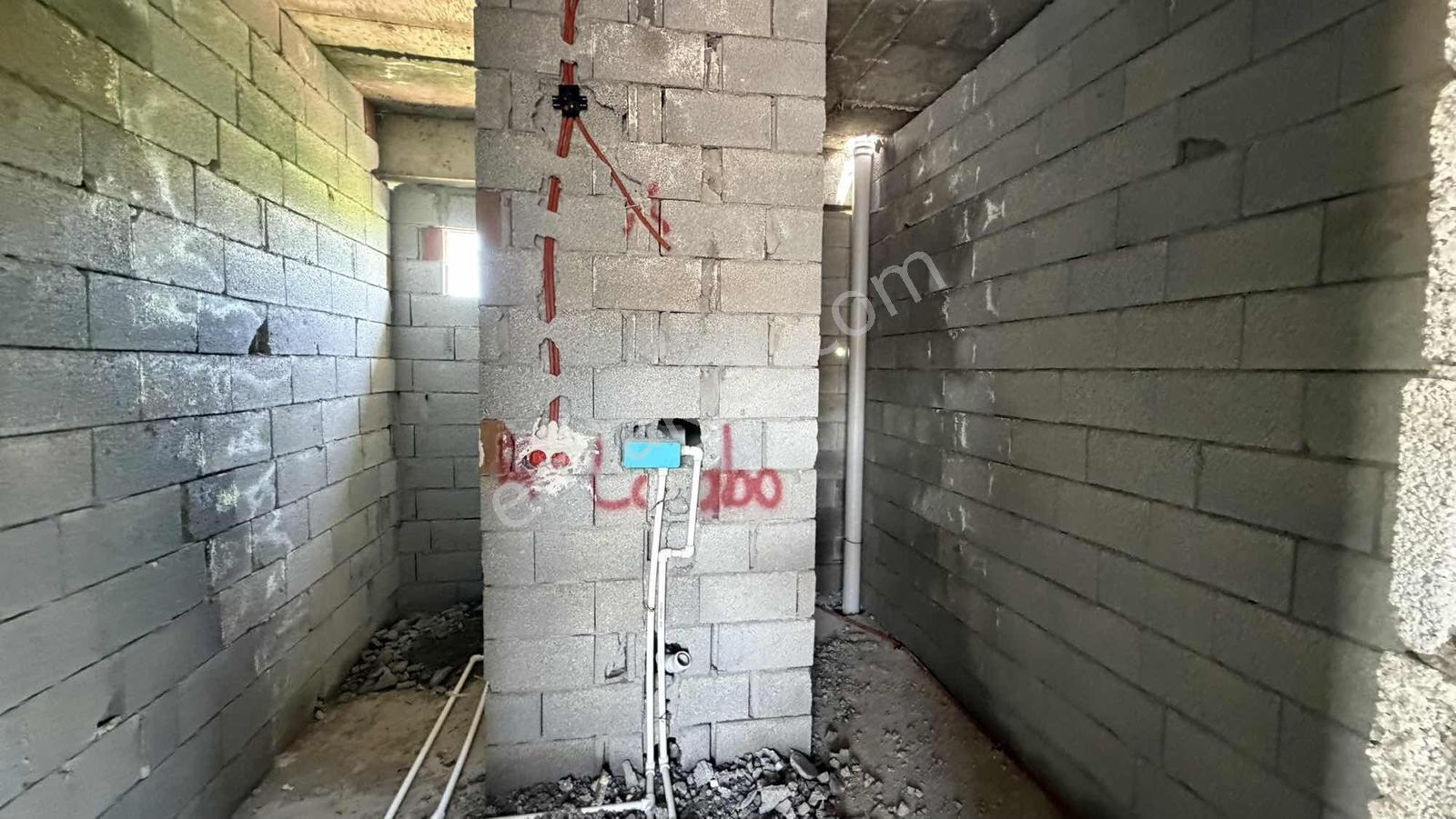 Edip Erdem Emlak'tan Dacia Evlerin'de Havuzlu Satılık Lüx Villa — fotoğraf 32