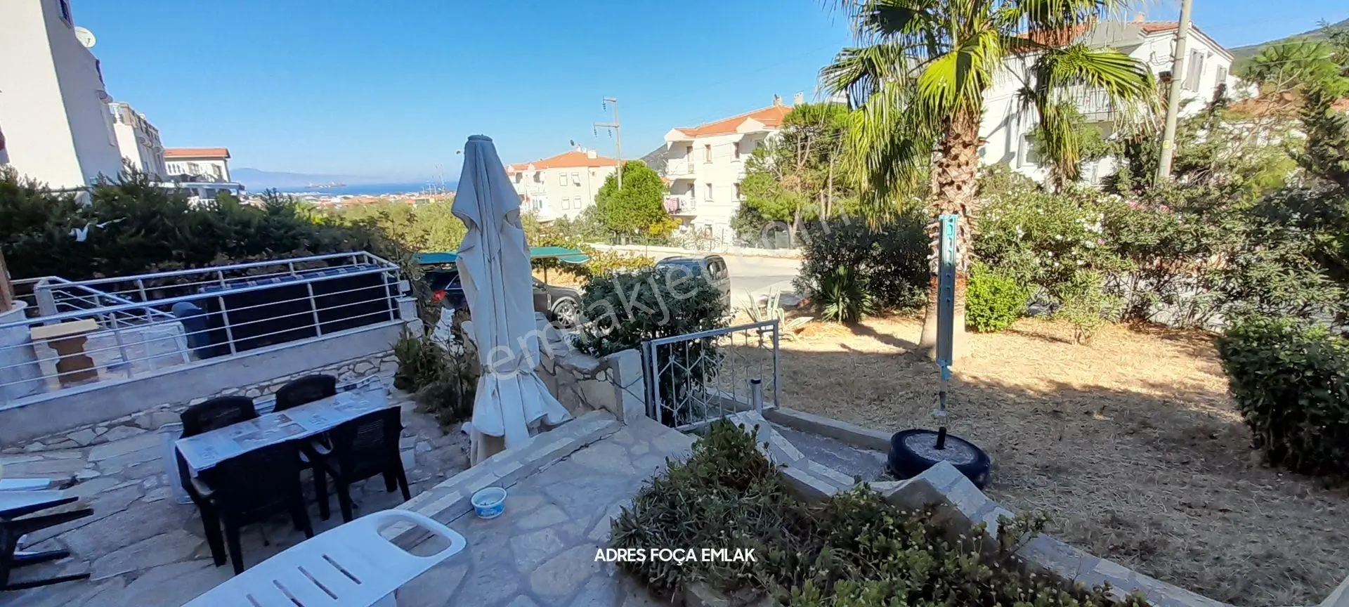 Yenifoça Narezen'de Deniz Manzaralı Bahçeli Doğalgazlı 2+1 Dubleks — fotoğraf 3