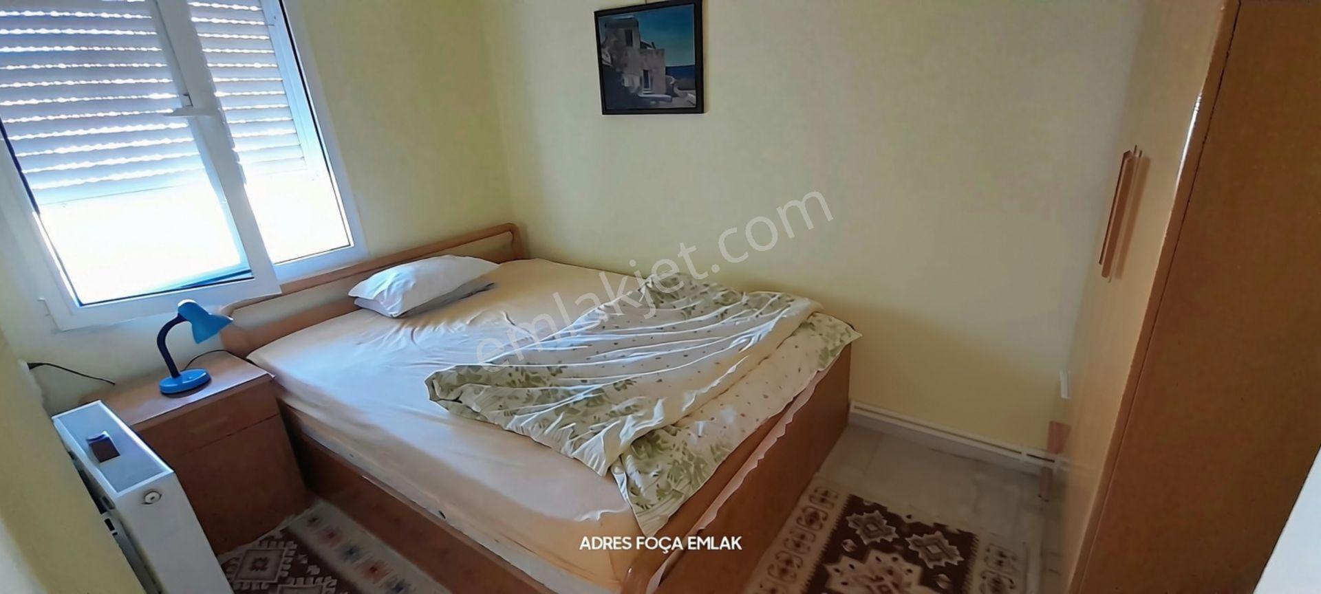 Yenifoça Narezen'de Deniz Manzaralı Bahçeli Doğalgazlı 2+1 Dubleks — fotoğraf 9