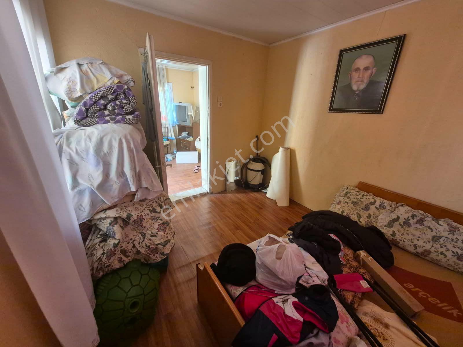İzmir'in Merkezinde//konak Boğaziçinde.okulun Altsokağında/hastaneye5dk//2katlı Acil Satılık Ev — fotoğraf 7