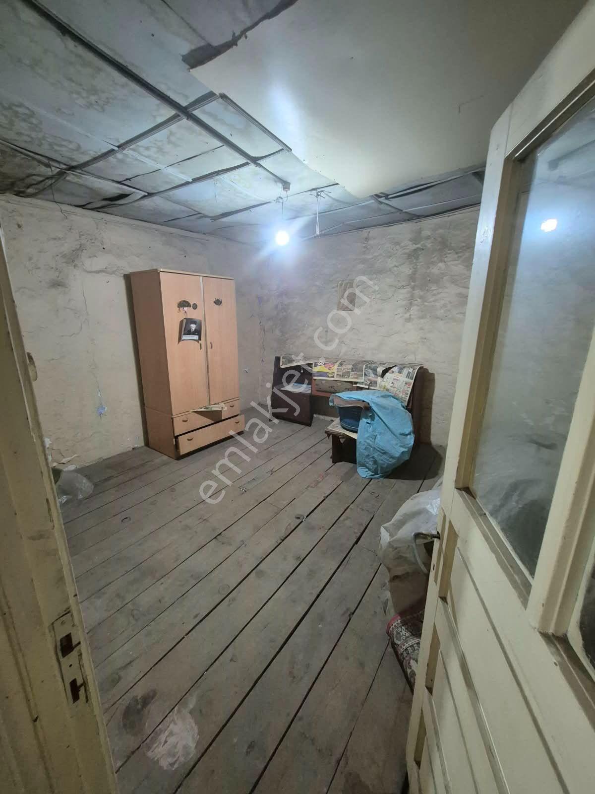 İzmir'in Merkezinde//konak Boğaziçinde.okulun Altsokağında/hastaneye5dk//2katlı Acil Satılık Ev — fotoğraf 20