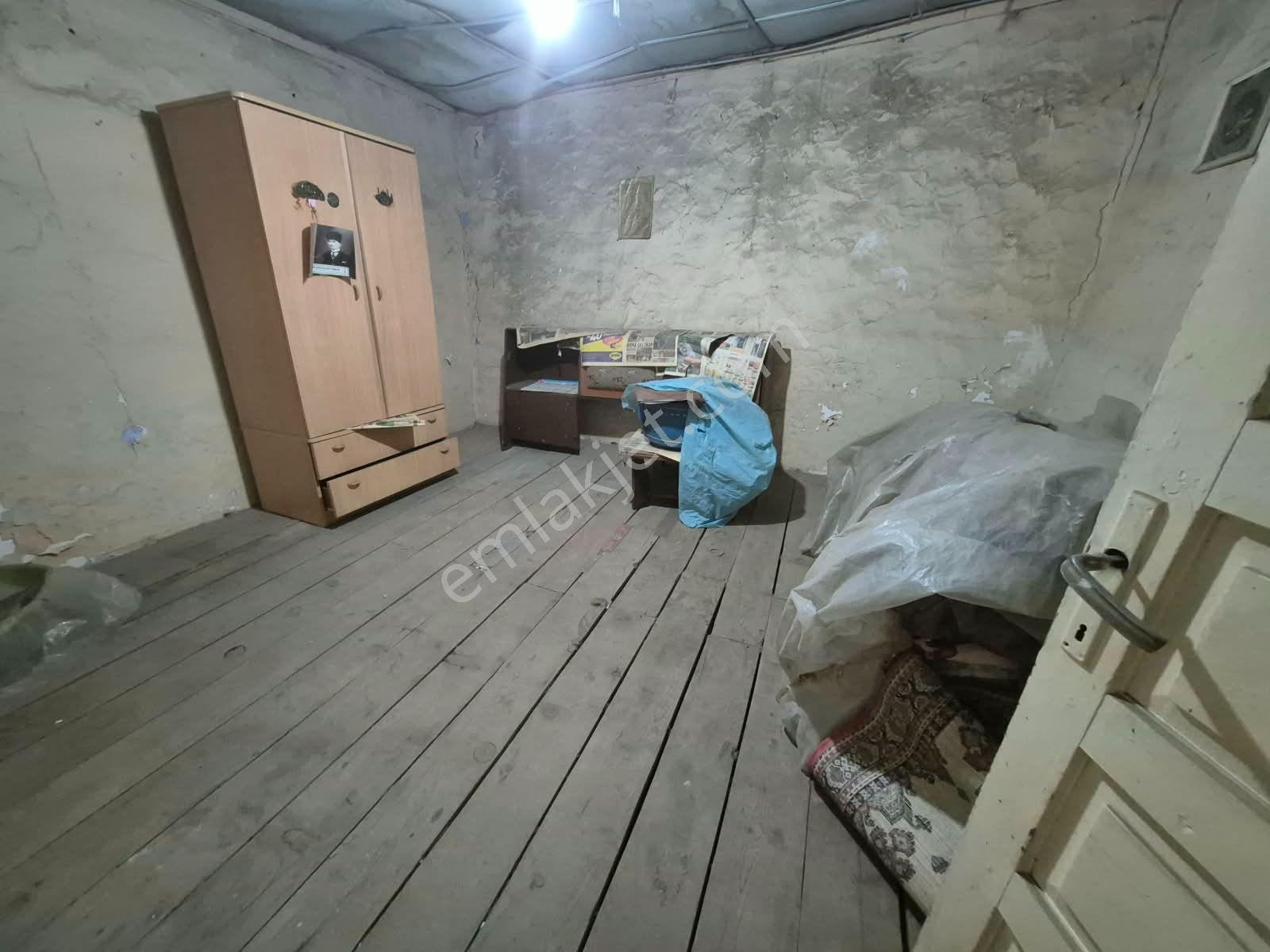 İzmir'in Merkezinde//konak Boğaziçinde.okulun Altsokağında/hastaneye5dk//2katlı Acil Satılık Ev — fotoğraf 21