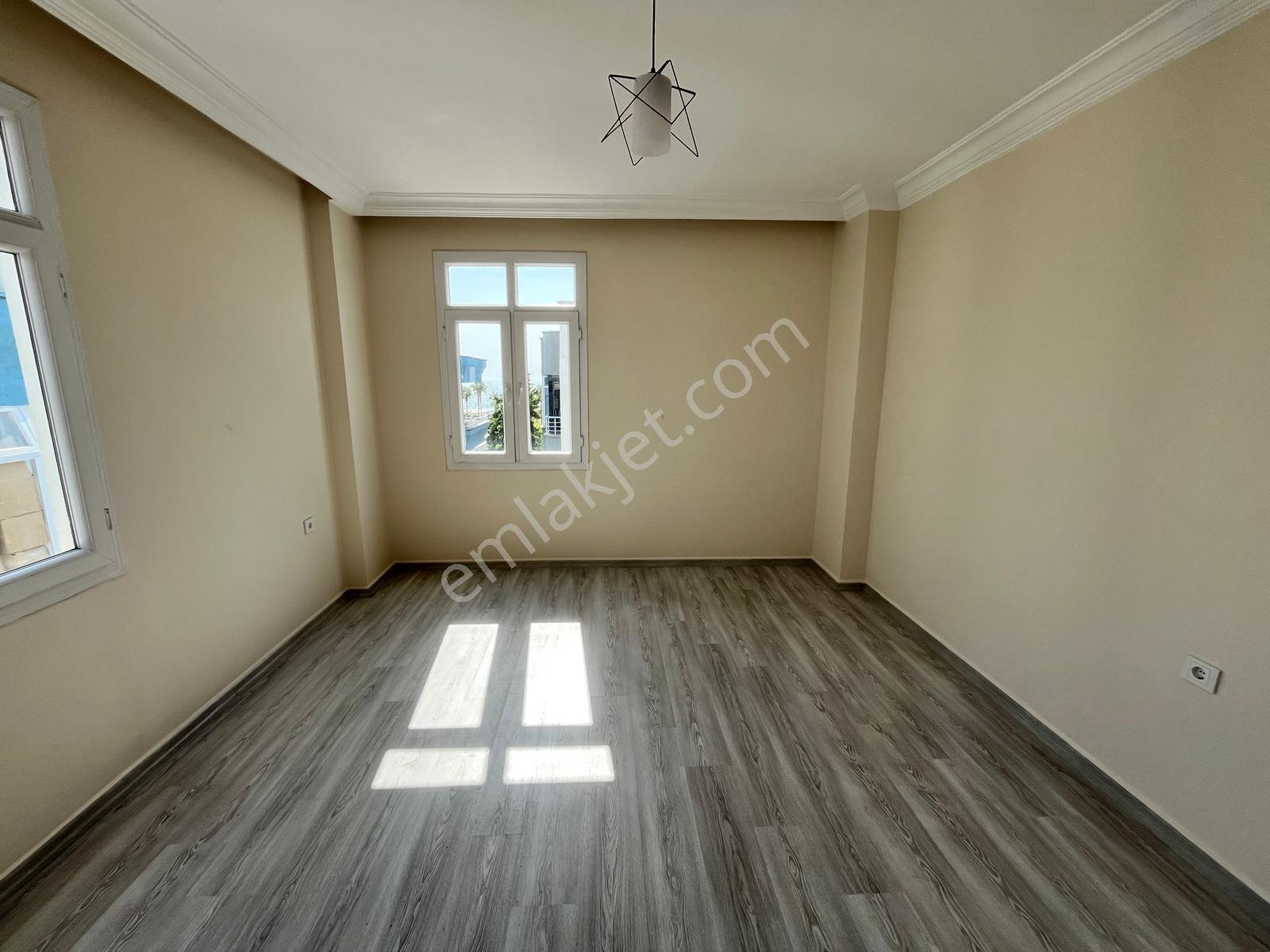 Ergünden Muğdat Cami Yanı Satılık Tertemiz Geniş 4+1 Daire — fotoğraf 16