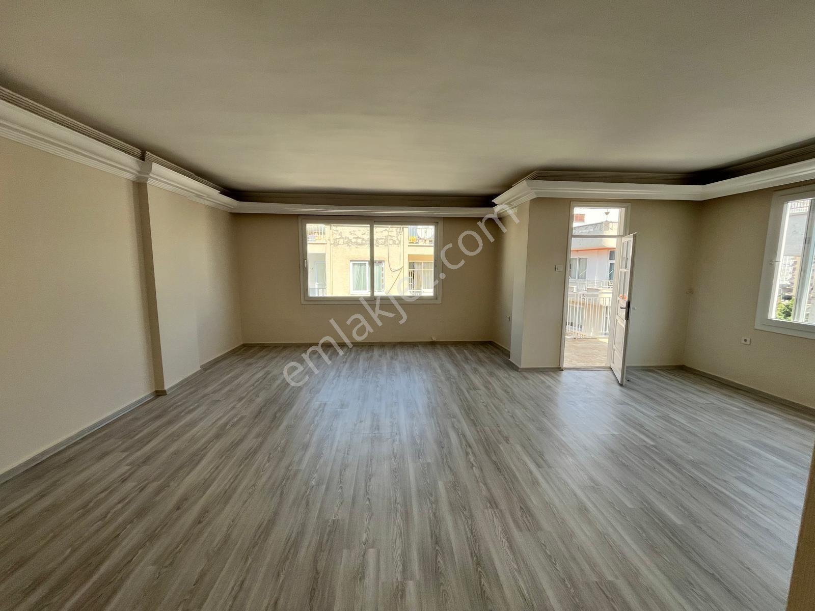 Ergünden Muğdat Cami Yanı Satılık Tertemiz Geniş 4+1 Daire — fotoğraf 27
