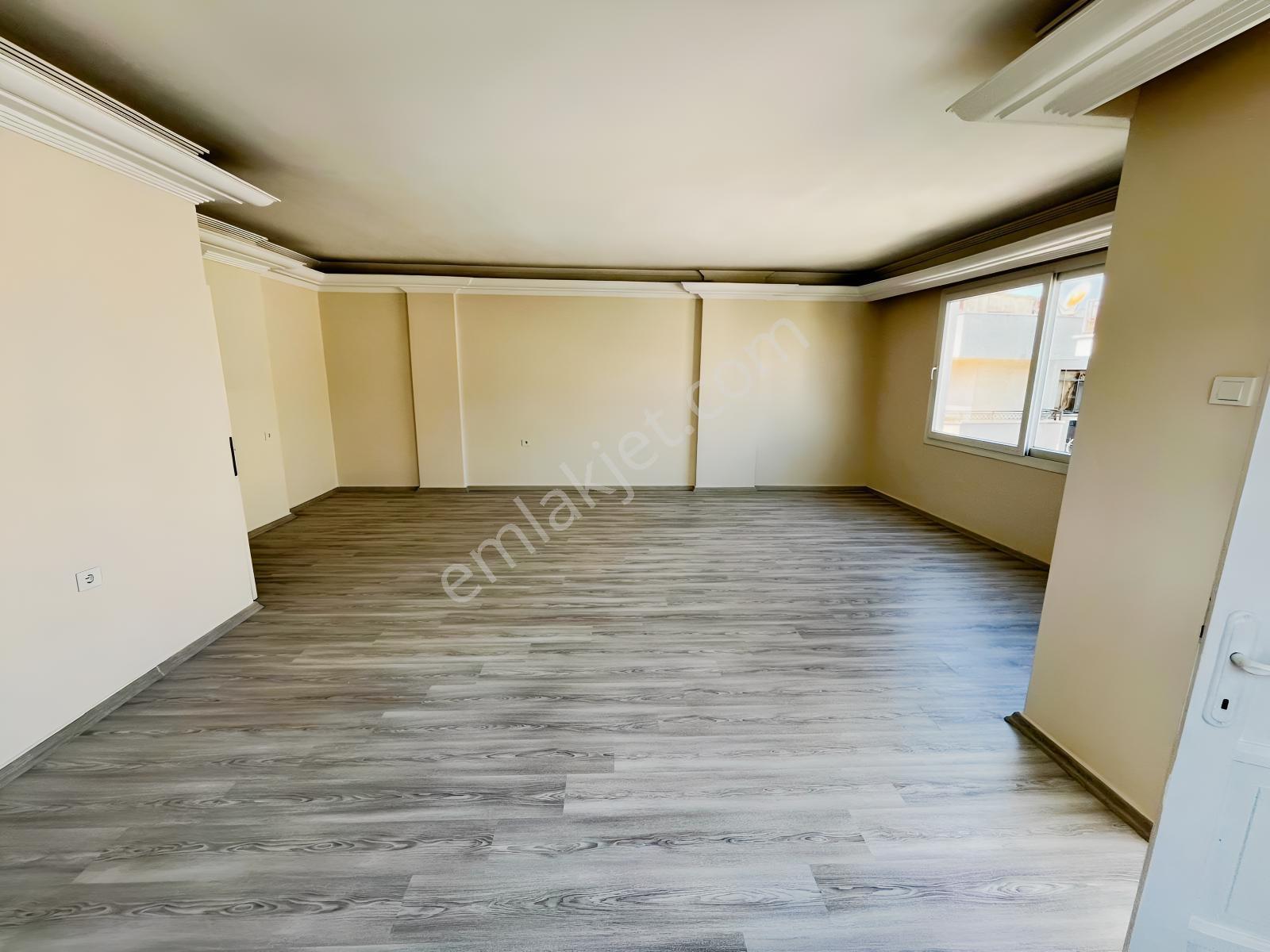 Ergünden Muğdat Cami Yanı Satılık Tertemiz Geniş 4+1 Daire — fotoğraf 29