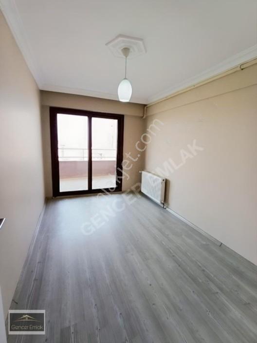 Salihli Keli De Ebeveyn Banyolu 3+1 165 Mk Daire — fotoğraf 9