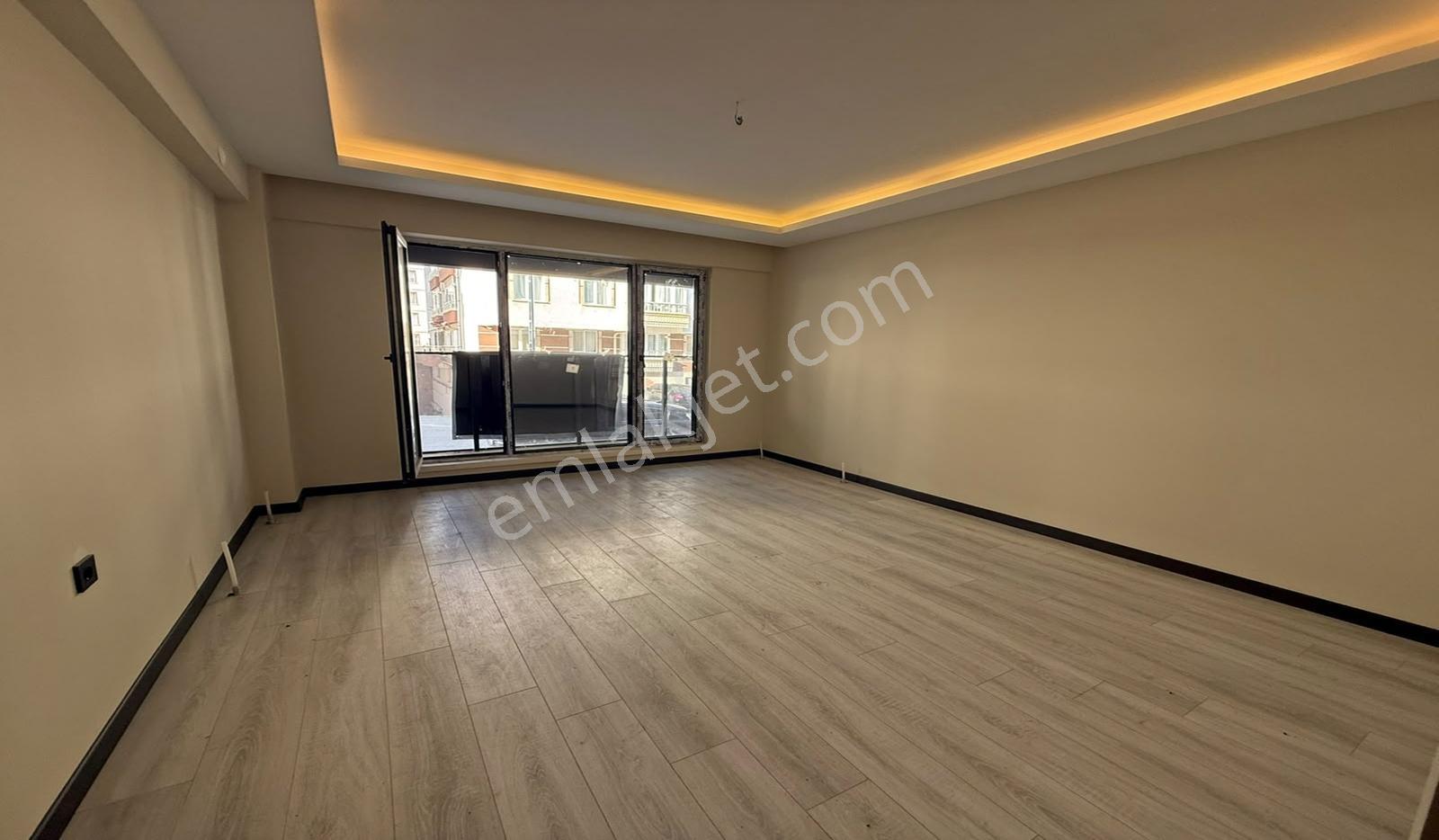 Bağlum Caddeye Köşe 3+1 1.kat Sıfır Daire Uygun Fiyata — fotoğraf 13